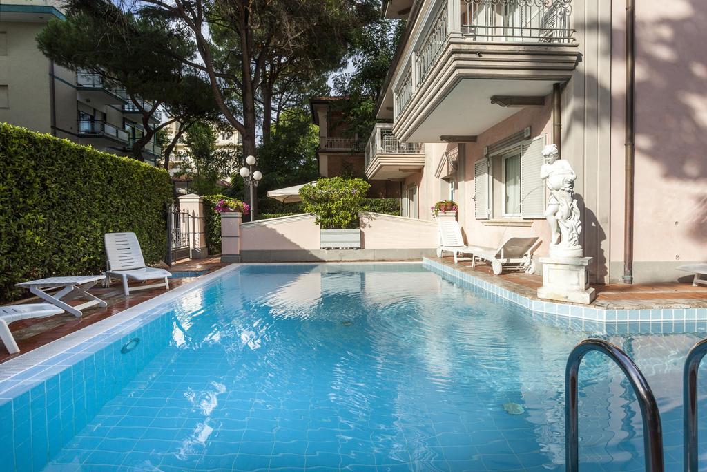 Residenza Villa Lidia Ричоне Екстериор снимка