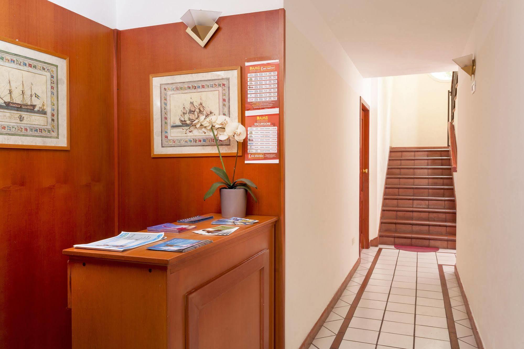 Residenza Villa Lidia Ричоне Екстериор снимка